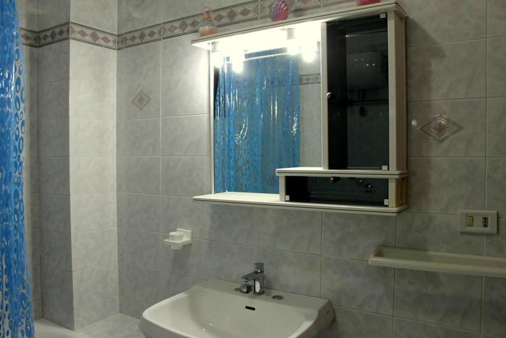 레체 Lo Specchio Del Salento B&B 외부 사진